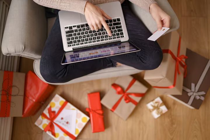 Corporate Gift Solutions Overview: Facts, Information, and Key Details for Businesses