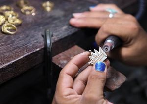 Discover the Basics of Custom Jewelry: Knowledge, Details, and Overview