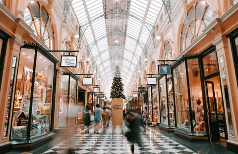 Explore Retail Properties: Essential Tips for Choosing the Right Location